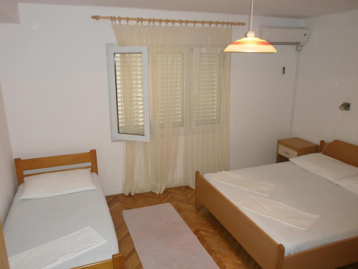 Apartments By The Sea Podgora, Makarska - 12326 ภายนอก รูปภาพ